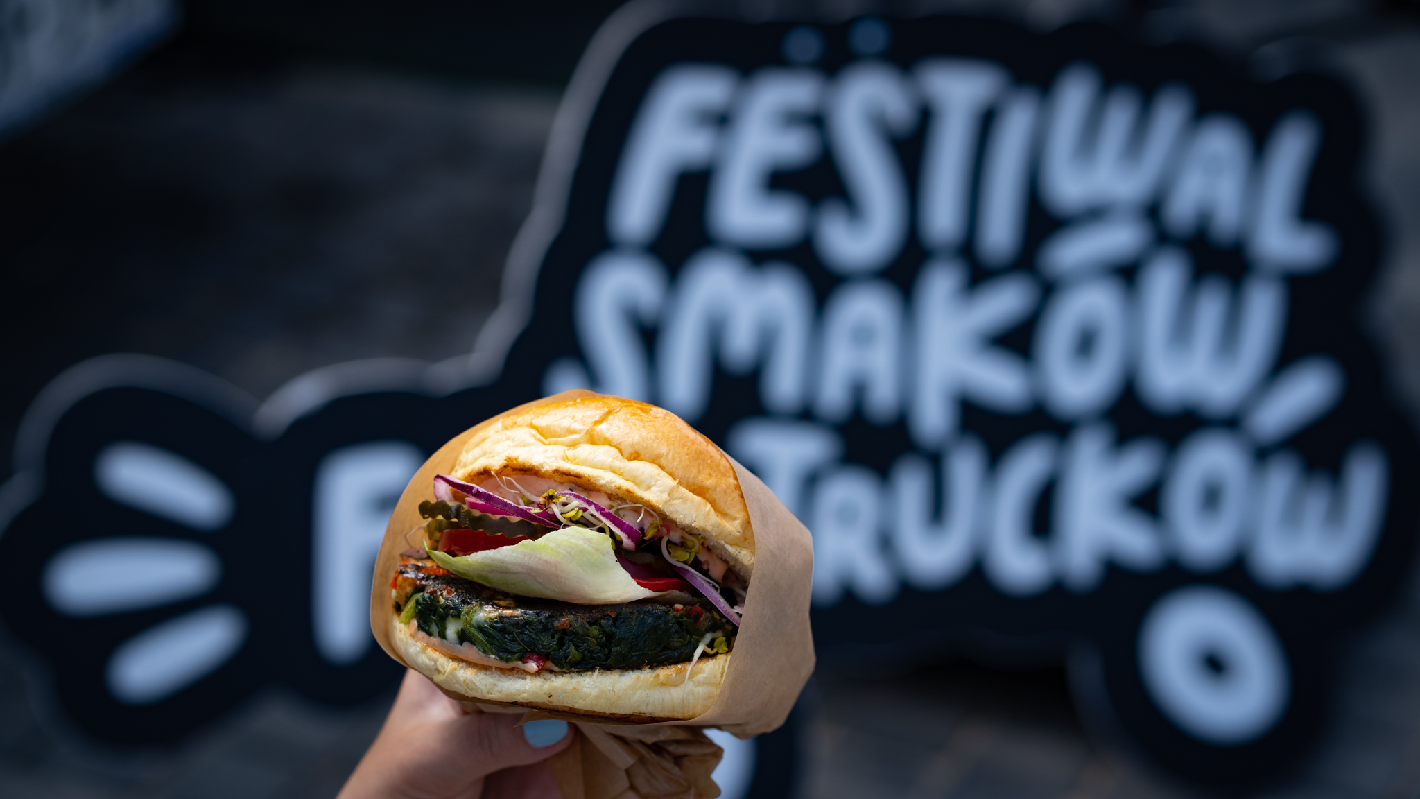 Nadchodzi III Festiwal Smaków Food Trucków w Drezdenku!  Smaki z całego świata już 6 i 7 maja na Placu Wileńskim.